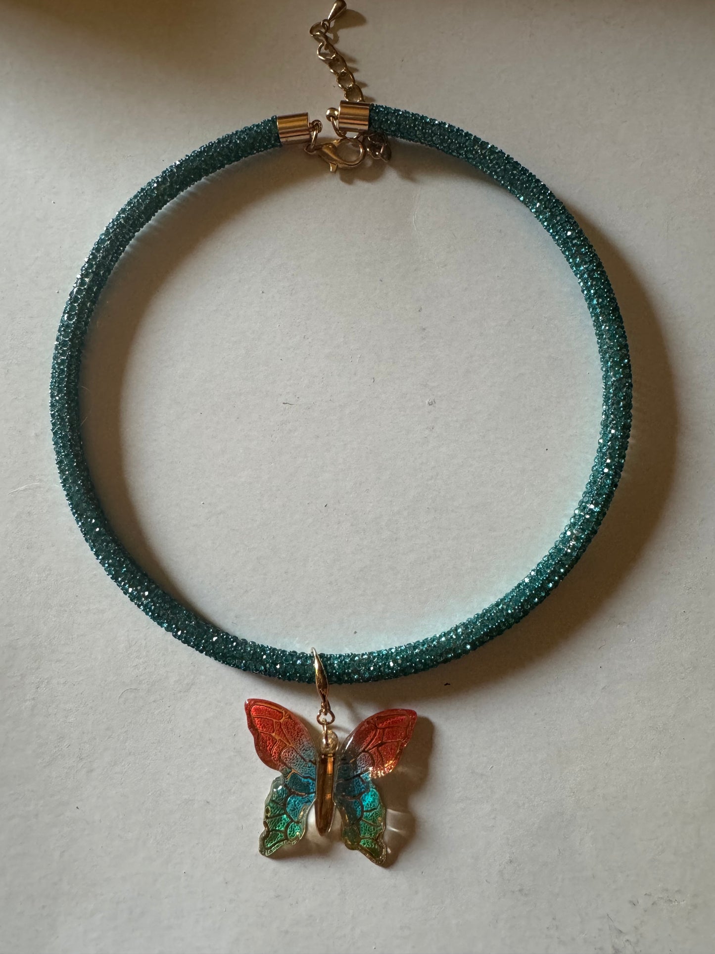Collana farfalla rigida Handmade