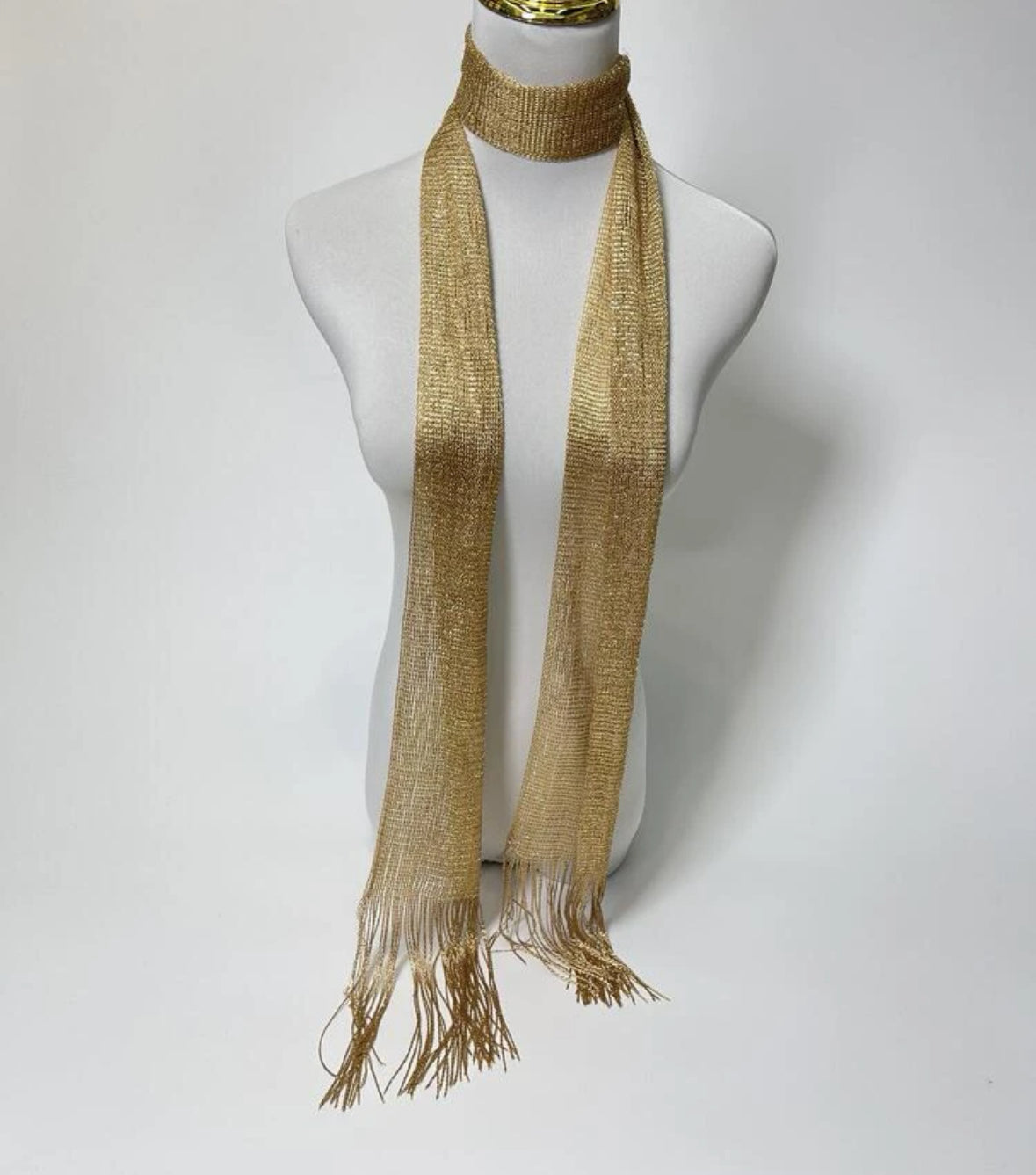 Sciarpa dorata