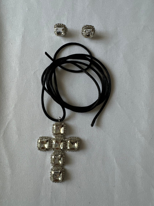 Set collana e orecchini