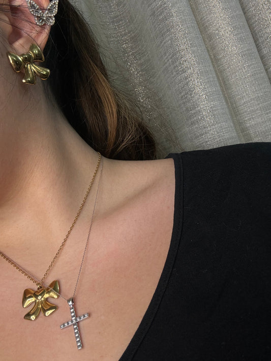 Collana e orecchini fiocco