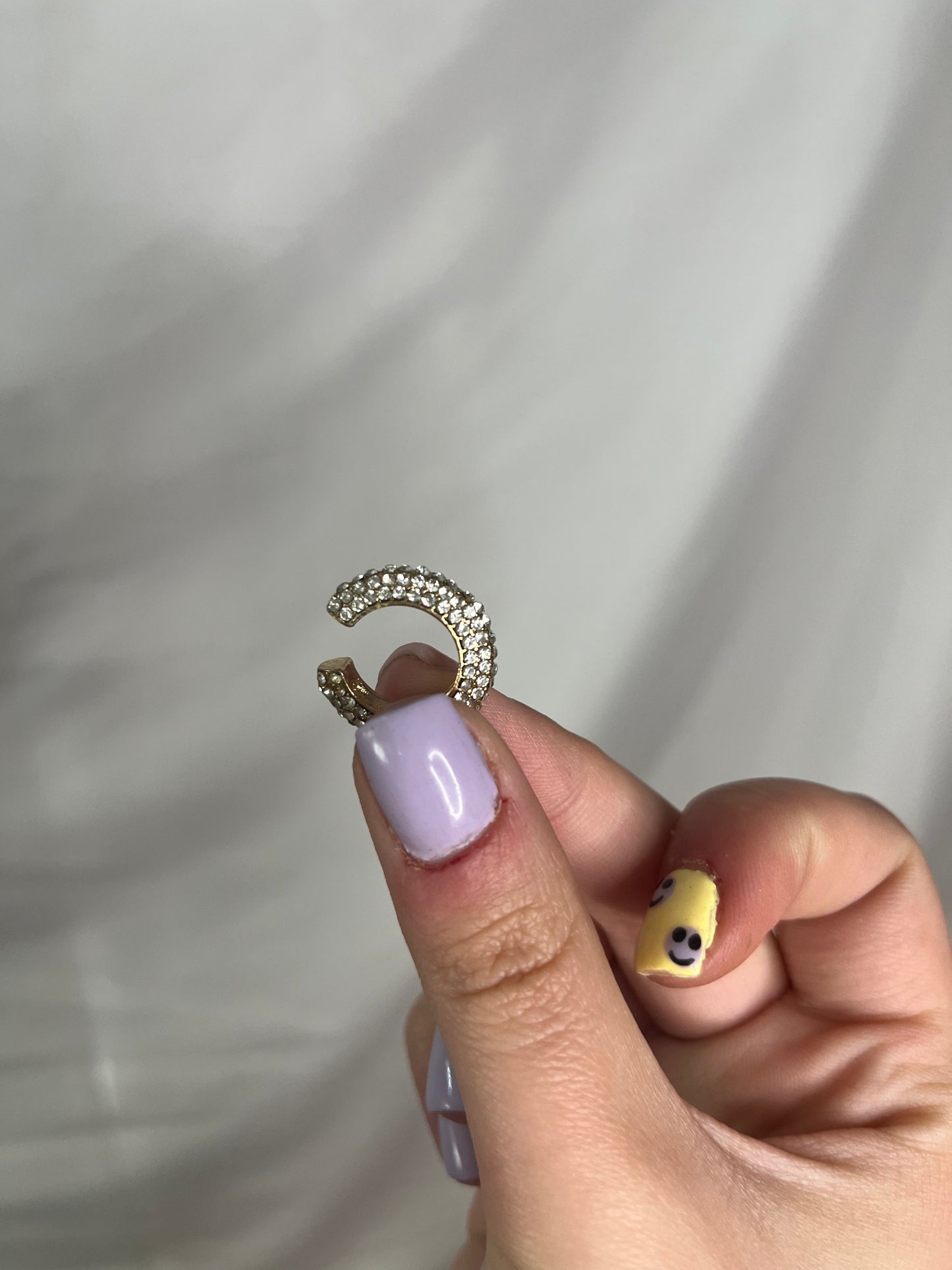 False earring white