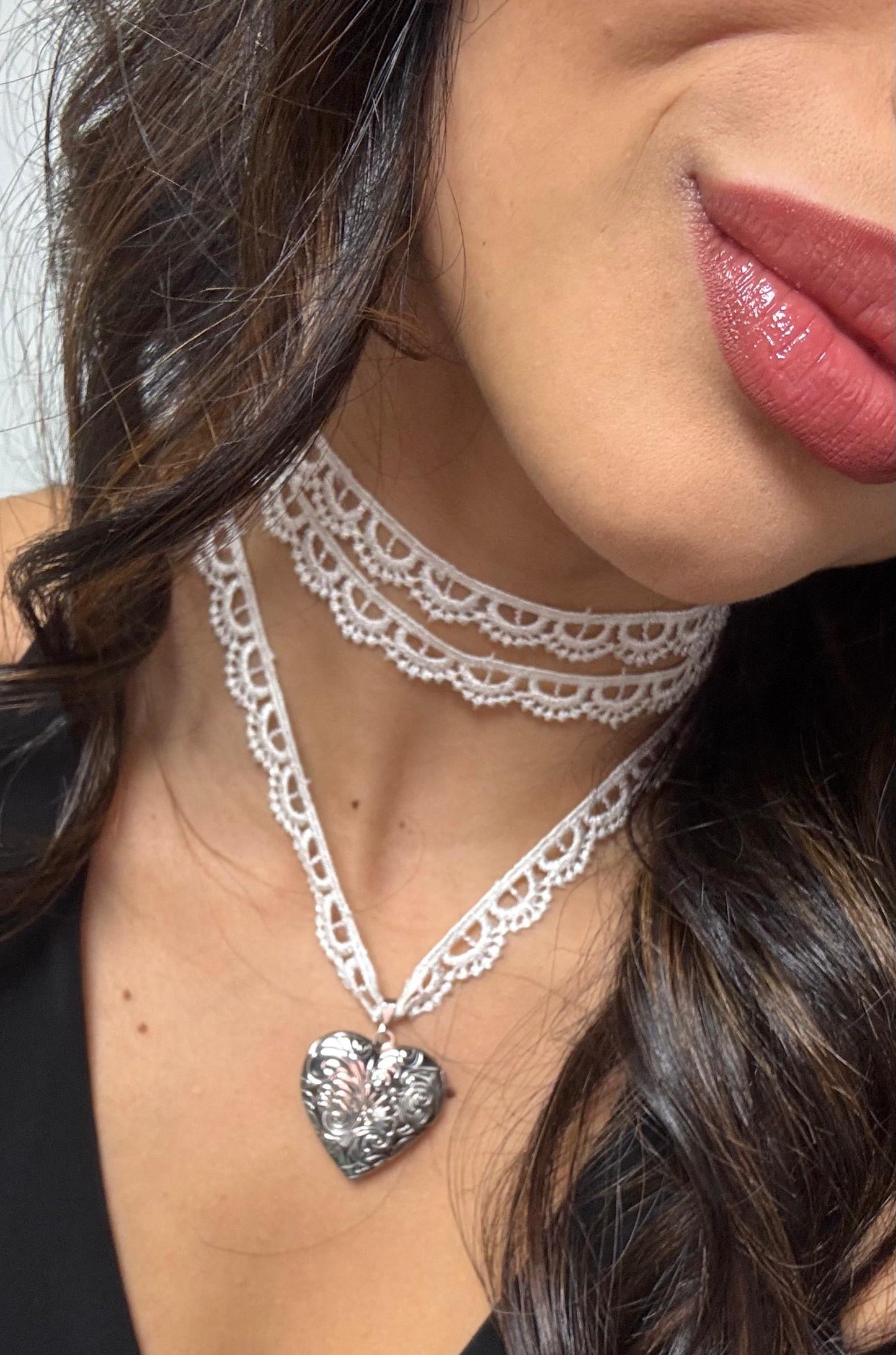 Keep you close choker