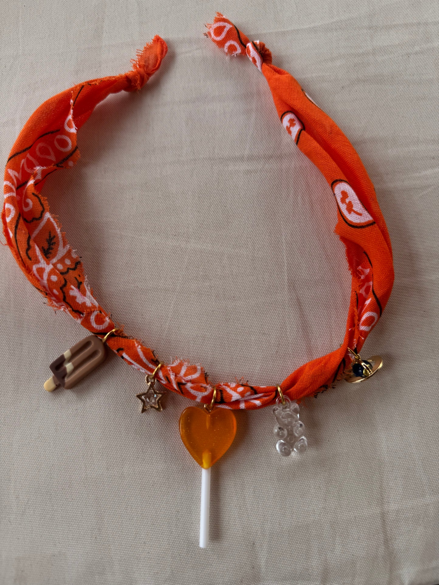 Collana Bandana