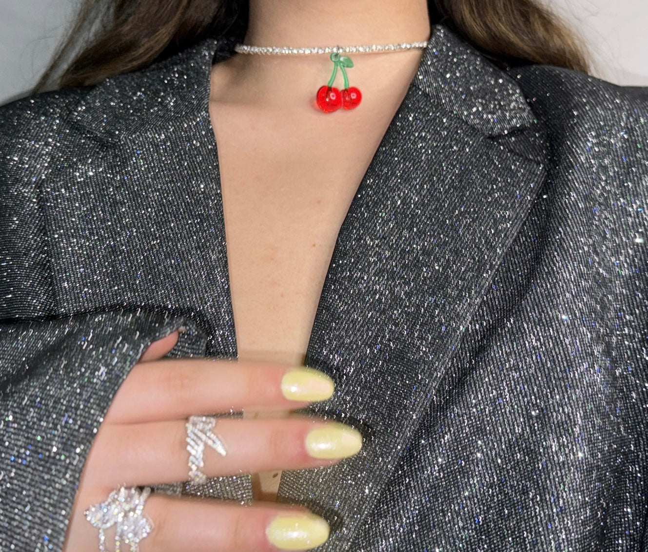 Choker cherry shine