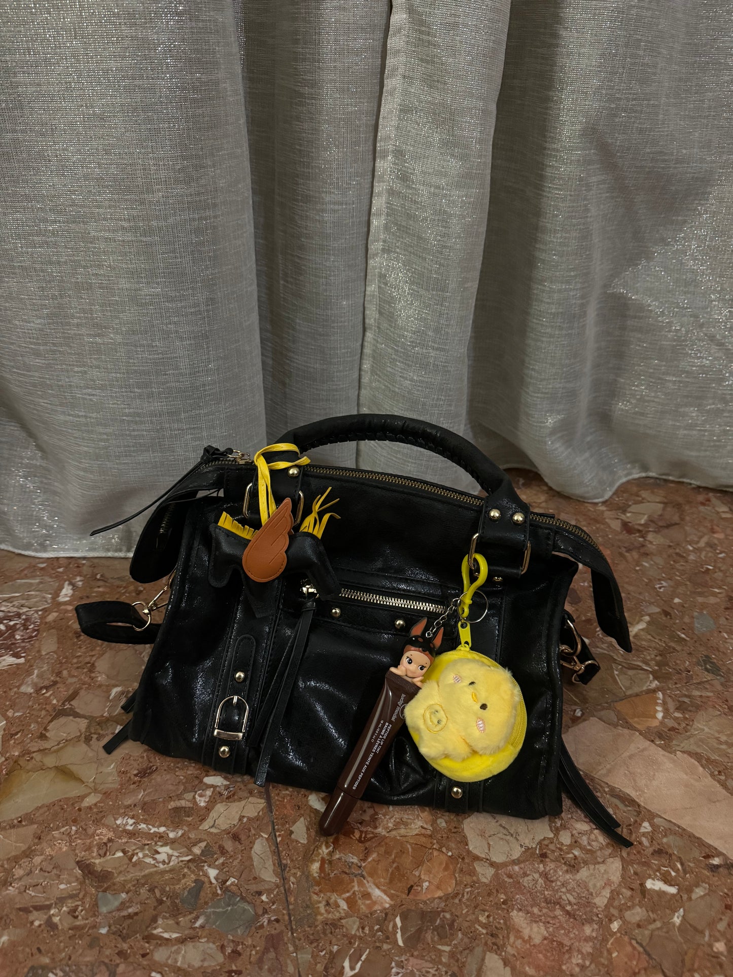 Set charm bag