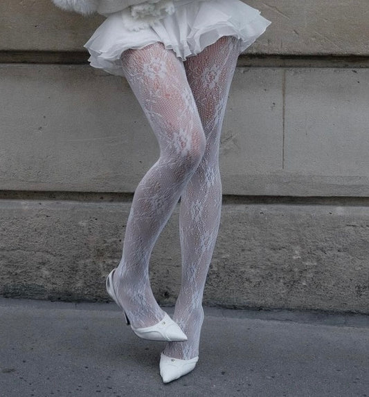 Calze bianche ricami