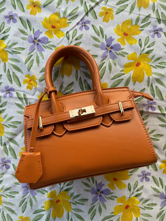 Borsa Lady preorder